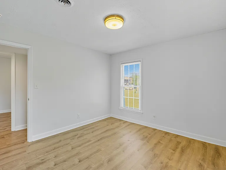 Covington Place — Photo 27