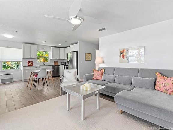 4th image of 2929 SE Ocean Blvd APT F10