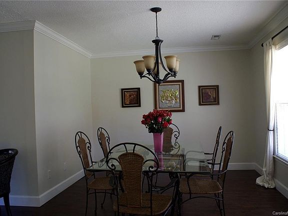 2nd image of 8214 Willow Lake Ct