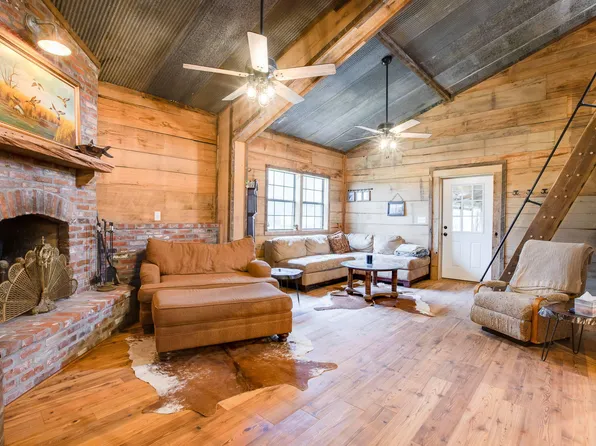 174 Eddie Smith Rd, Hattiesburg, MS 39401