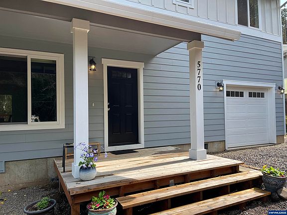 2nd image of 5770 Palisades Dr