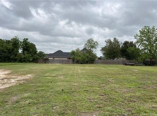 5729 Nelson Rd, Lake Charles, LA 70605