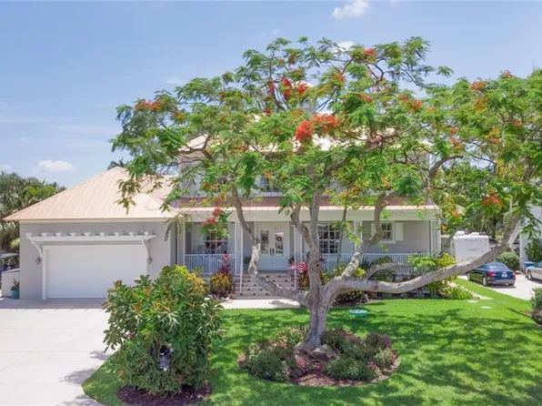 17659 Boat Club Dr, Fort Myers, FL 33908