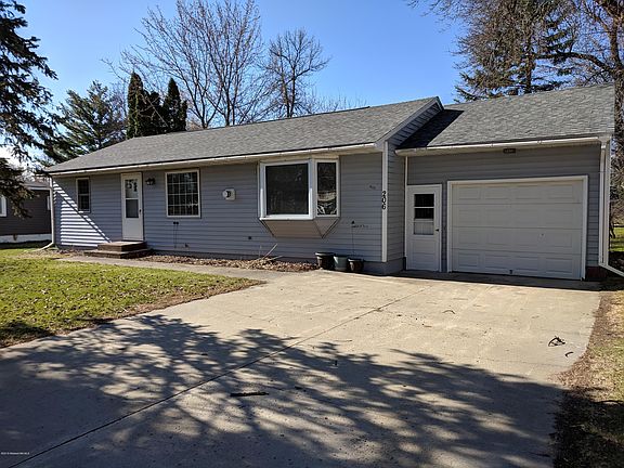 2nd image of 206 E Park St