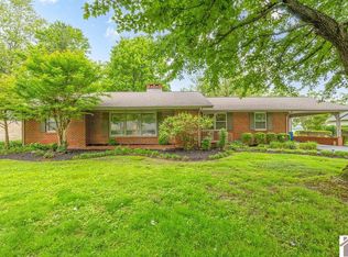 1906 Gatesborough Cir, Murray, KY 42071