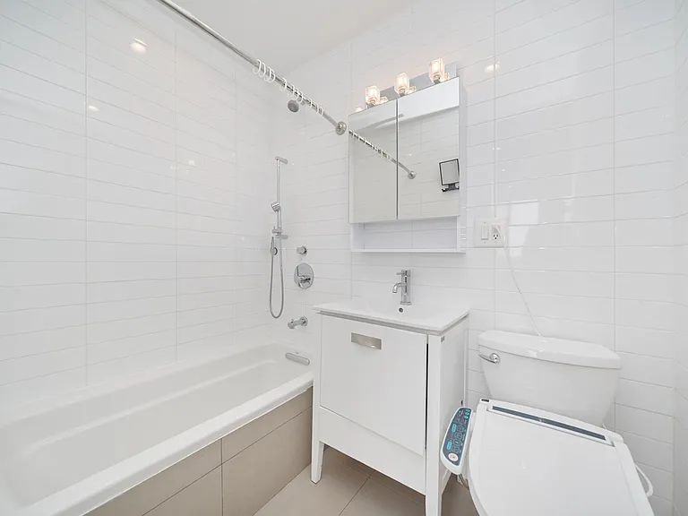 344 E 63rd St #PHA — Photo 10
