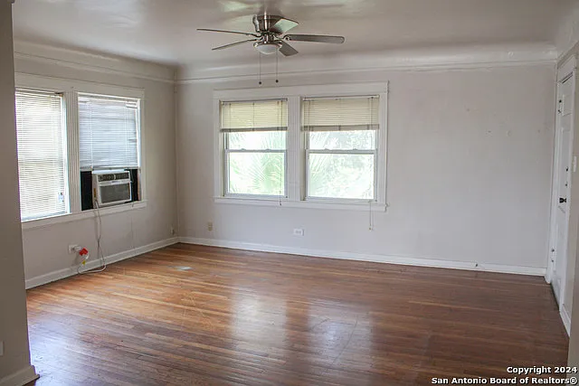 706 W French Pl #3 — Photo 6
