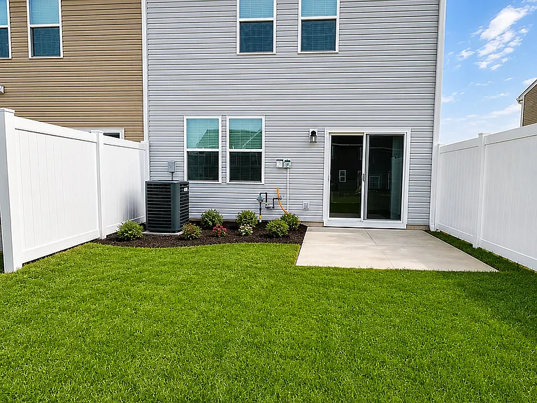 2039 Day Lily Way — Photo 2