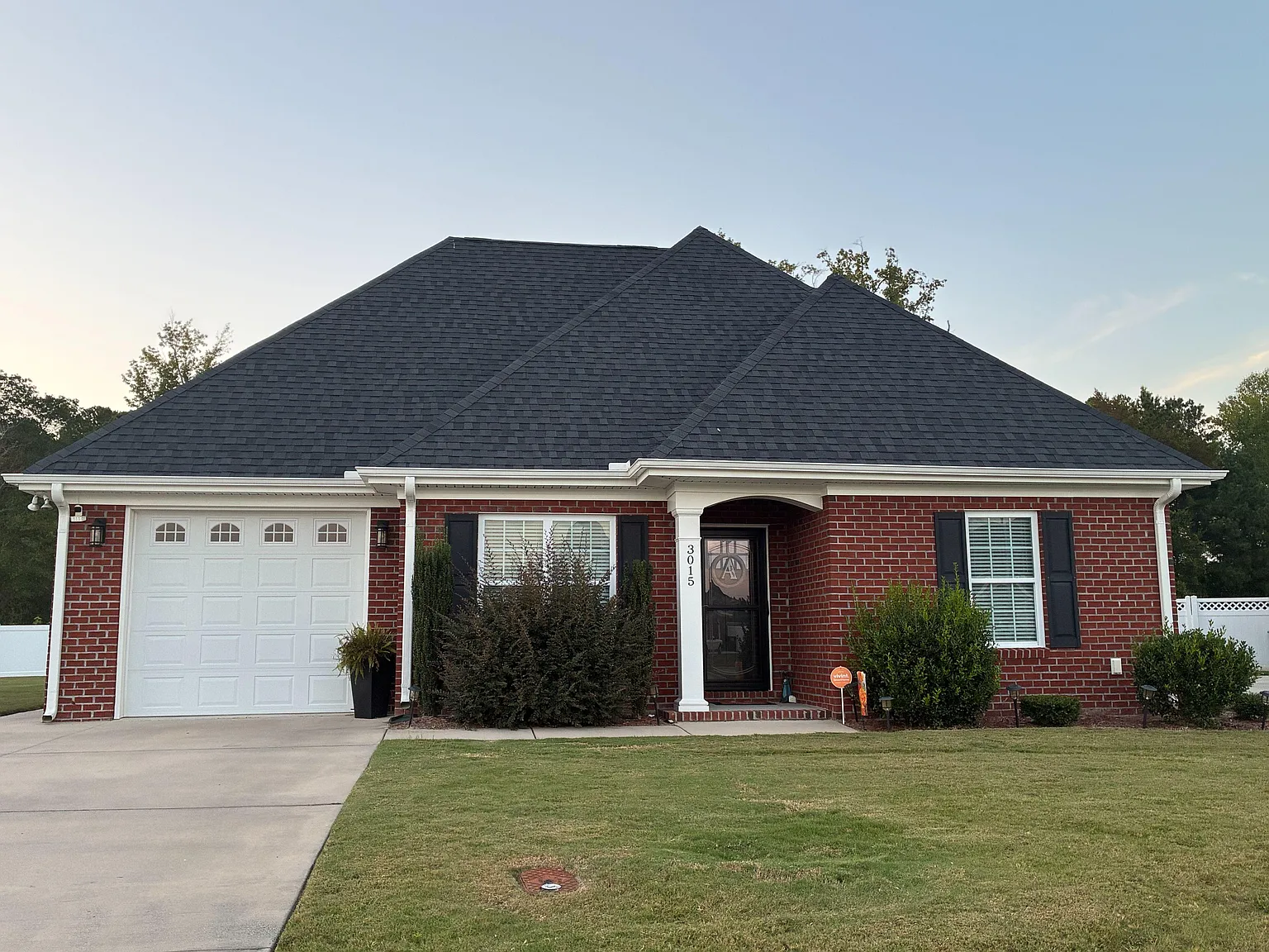 1 bed, 1.0 bath, 1607 sqft, $1,048 — Photo 4