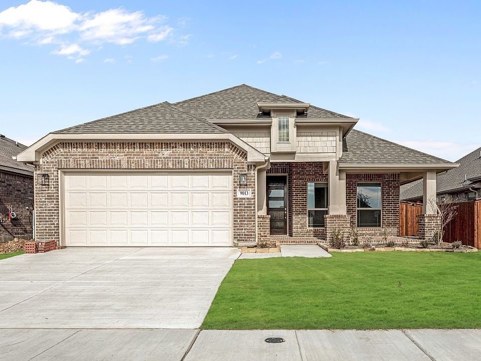 1st image of 9013 Silver Dollar Dr