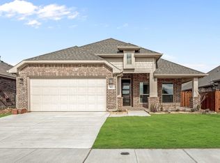 9013 Silver Dollar Dr, Fort Worth, TX 76131