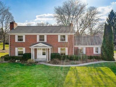 13005 Wrayburn Rd, Elm Grove, WI, 53122