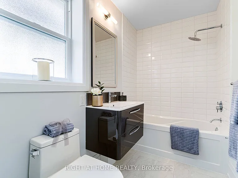294 S Kingsway Rd #3 — Photo 9