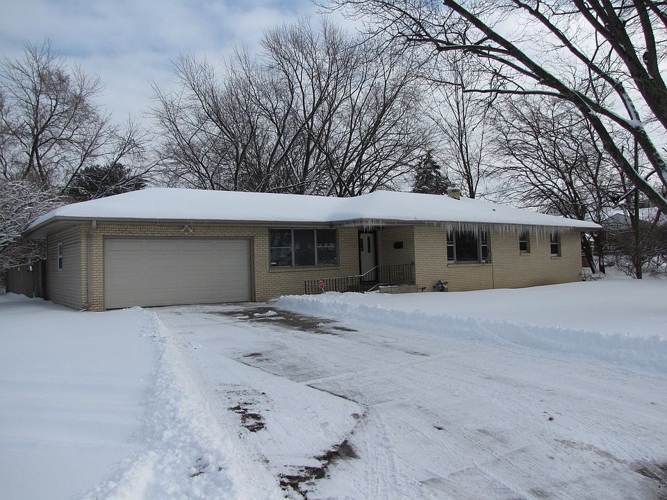 1st image of 3627 Latham St