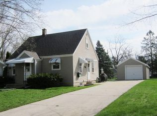 1145 N 12th Ave, West Bend, WI 53090