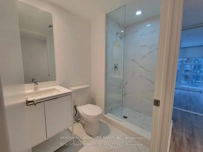 77 Shuter St #1810 — Photo 7