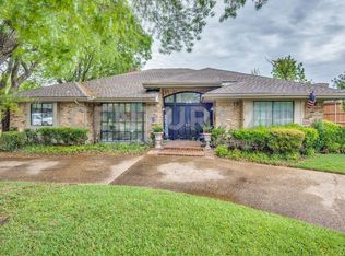 4009 Villa Grove Dr, Dallas, TX 75287