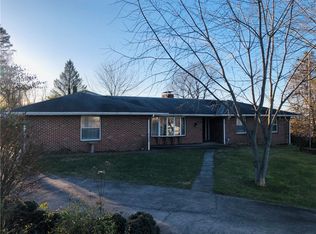 208 Buchanon Dr, Masontown, PA