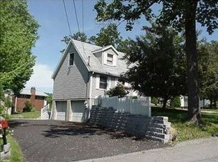 411 Hannastown Rd, Derry, PA 15627