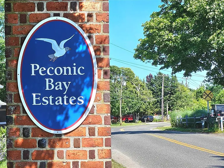 3650 Bay Shore Rd — Photo 9