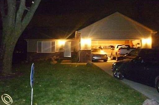 1st image of 122 Westway St