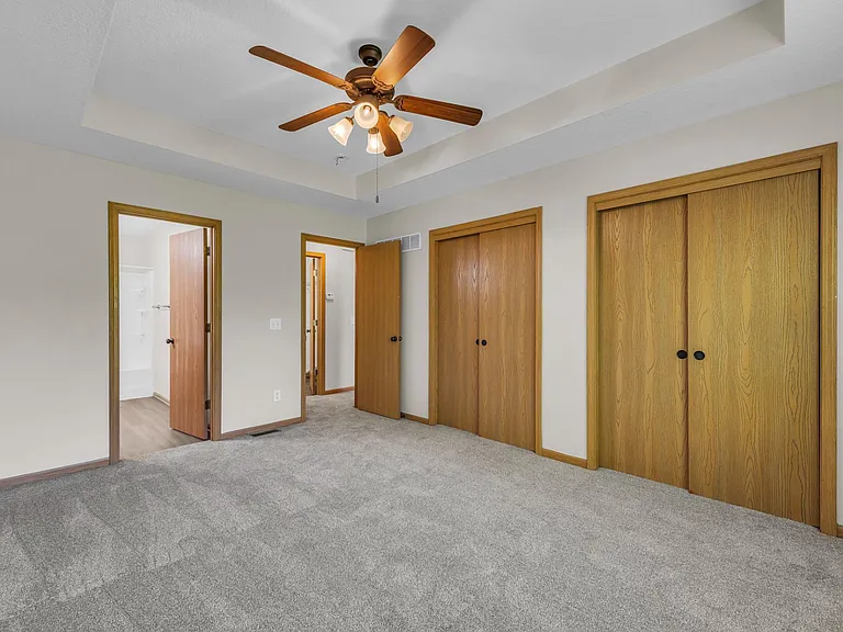 3005-3033 S Shrank Dr — Photo 32