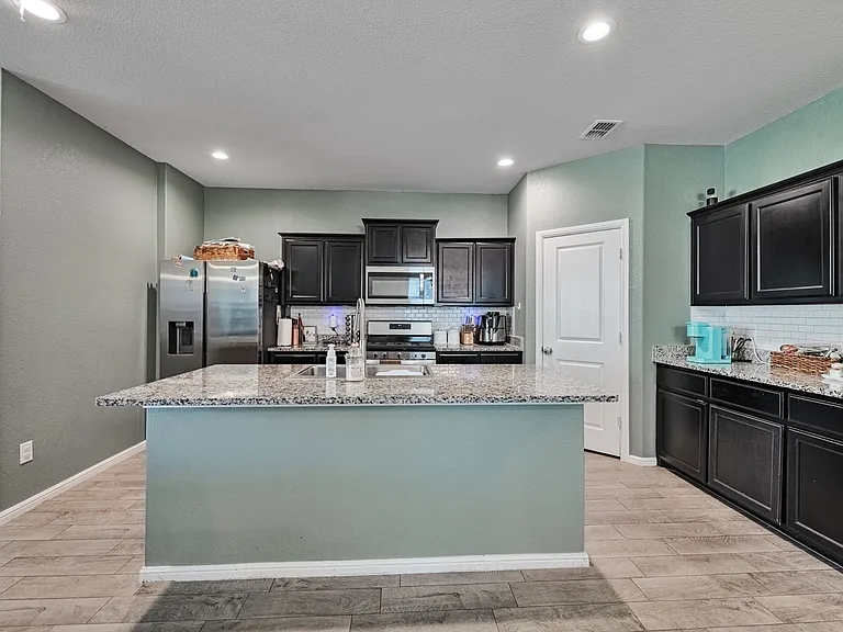 8305 Twisted Pine Way — Photo 10