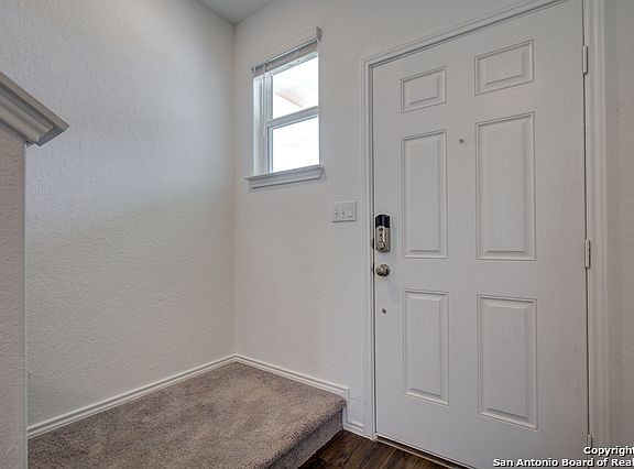 5th image of 2456 Ayers Dr