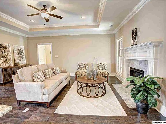 3rd image of 114 Rainbow Glen Cir