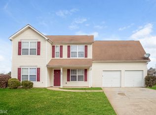 414 Grove Park Dr, Locust Grove, GA 30248