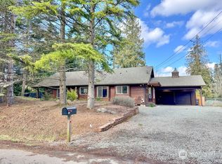 1655 Lake Dr, Camano Island, WA
