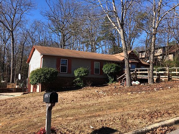 3rd image of 904 Village Mill Rd