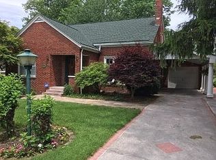 1206 Logan St, Alton, IL 62002