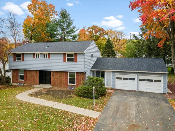 505 Murray Hill Rd, Vestal, NY 13850