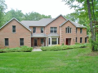 3 Greenfield Hl, Sparta, NJ 07871