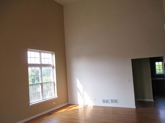2nd image of 2111 Serenity Ln