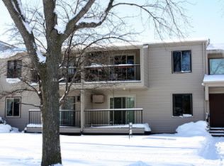 1406 5th St N APT 102, Fargo, ND 58102