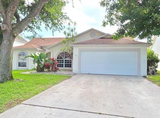 12908 Meadowbend Dr, Wellington, FL 33414