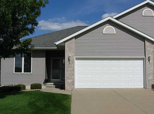 621 Winterberry Pl NE, Cedar Rapids, IA 52402