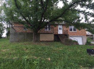 400 E Benton St, Linn, MO 65051