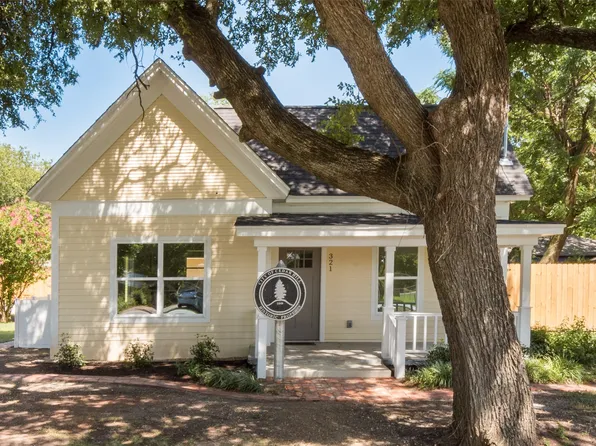 321 Houston St, Cedar Hill, TX 75104