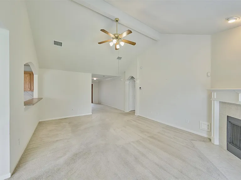 506 Elm Ridge Dr — Photo 8