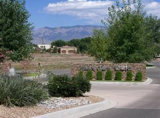 9519 Lyndale Ln NW, Albuquerque, NM 87114