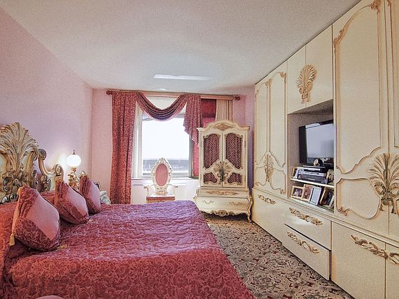 4th image of 112-01 Queens Blvd Penthouse E