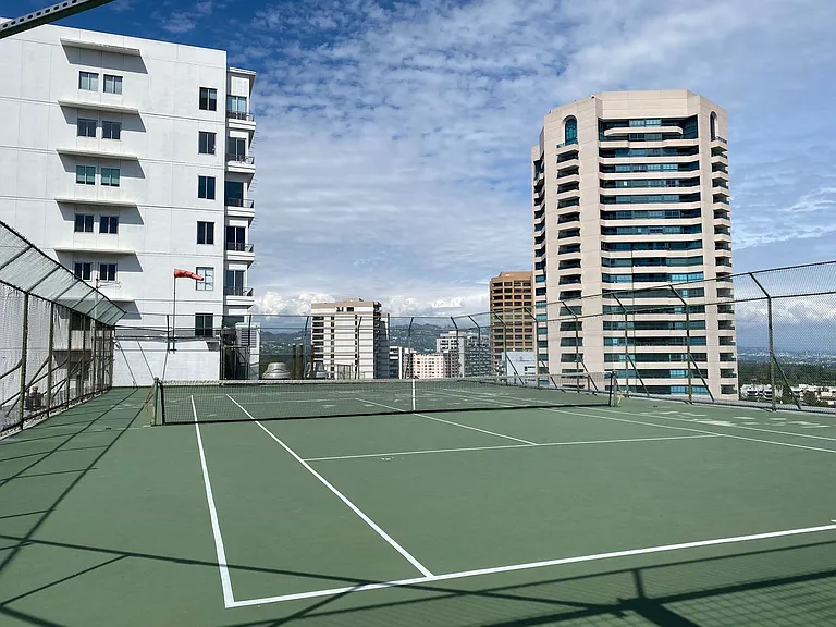 10535 Wilshire Blvd #1402 — Photo 34