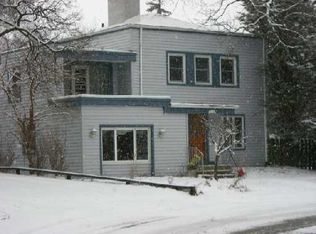 909 Pleasant Dr, Ypsilanti, MI 48197