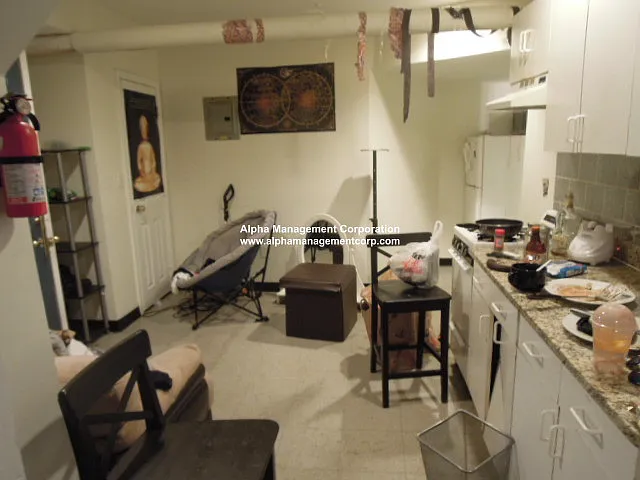 2 bed, 1.0 bath, $3,400 — Photo 3