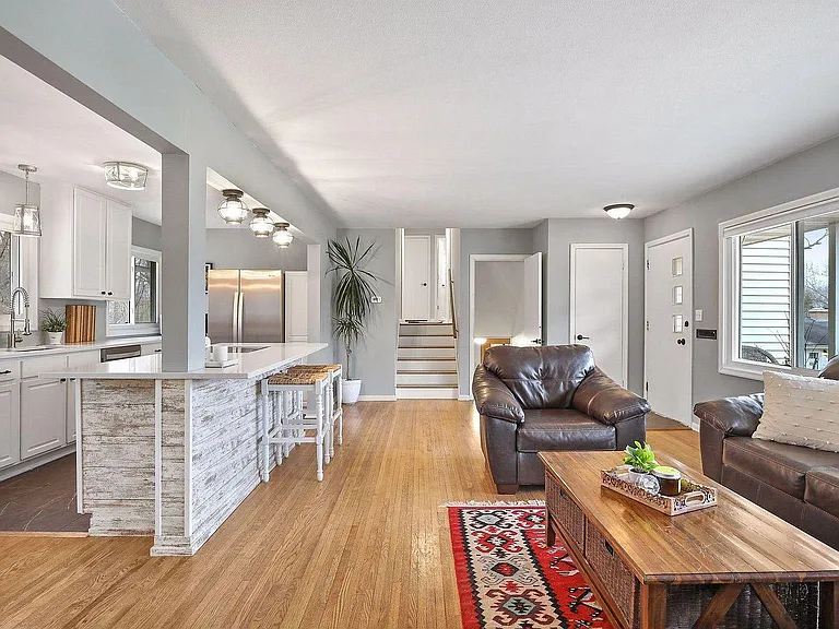 11301 Friar Ln — Photo 9