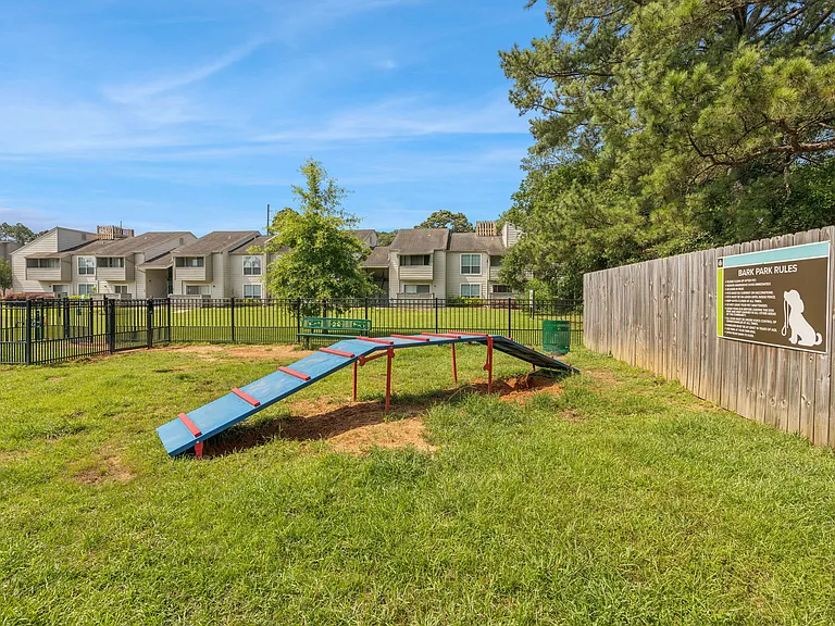Southern Oaks — Photo 16
