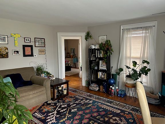 3rd image of 90 1/2 W Tompkins St